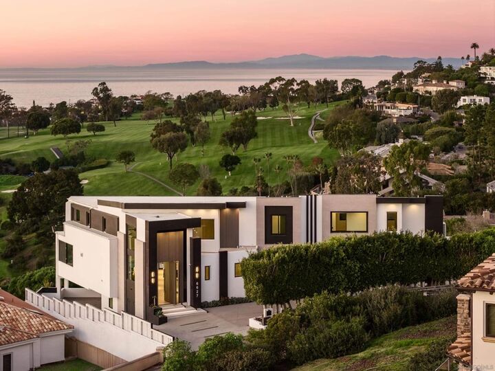 Property Photo:  6627 Muirlands Dr  CA 92037 