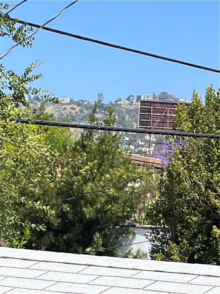 Property Photo:  1029 N Orange Grove  CA 90046 