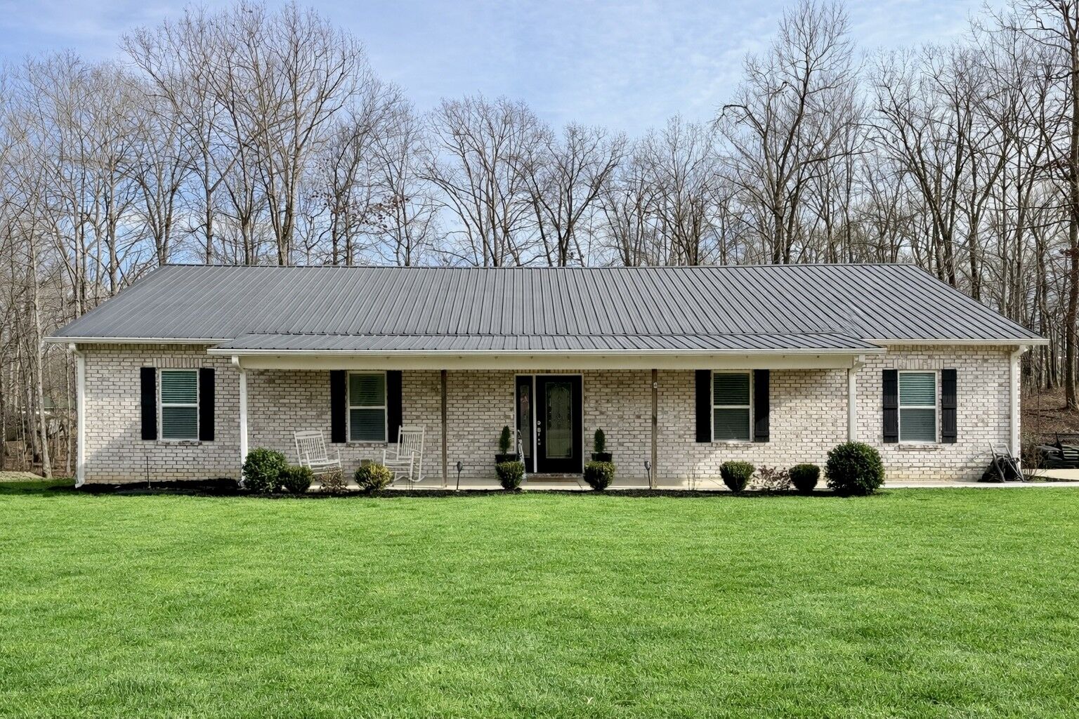 Property Photo:  8011 Valley Rd  TN 37137 