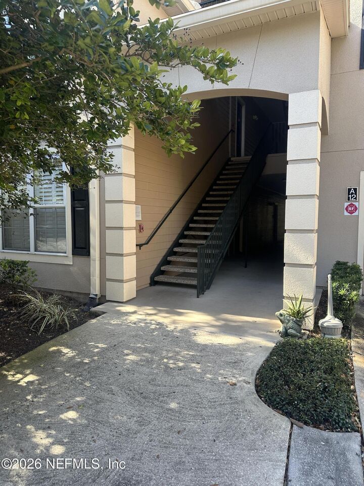 Property Photo: 13810 Sutton Park Drive N 1218 FL 32224