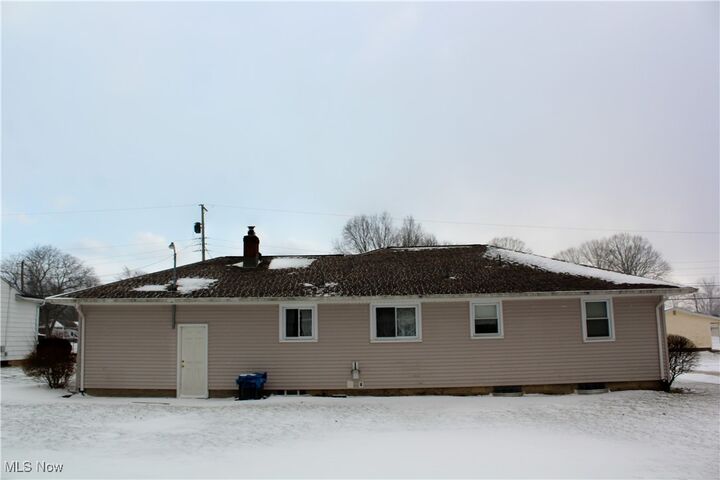 Property Photo:  1660 Sequoya Drive  OH 44514 