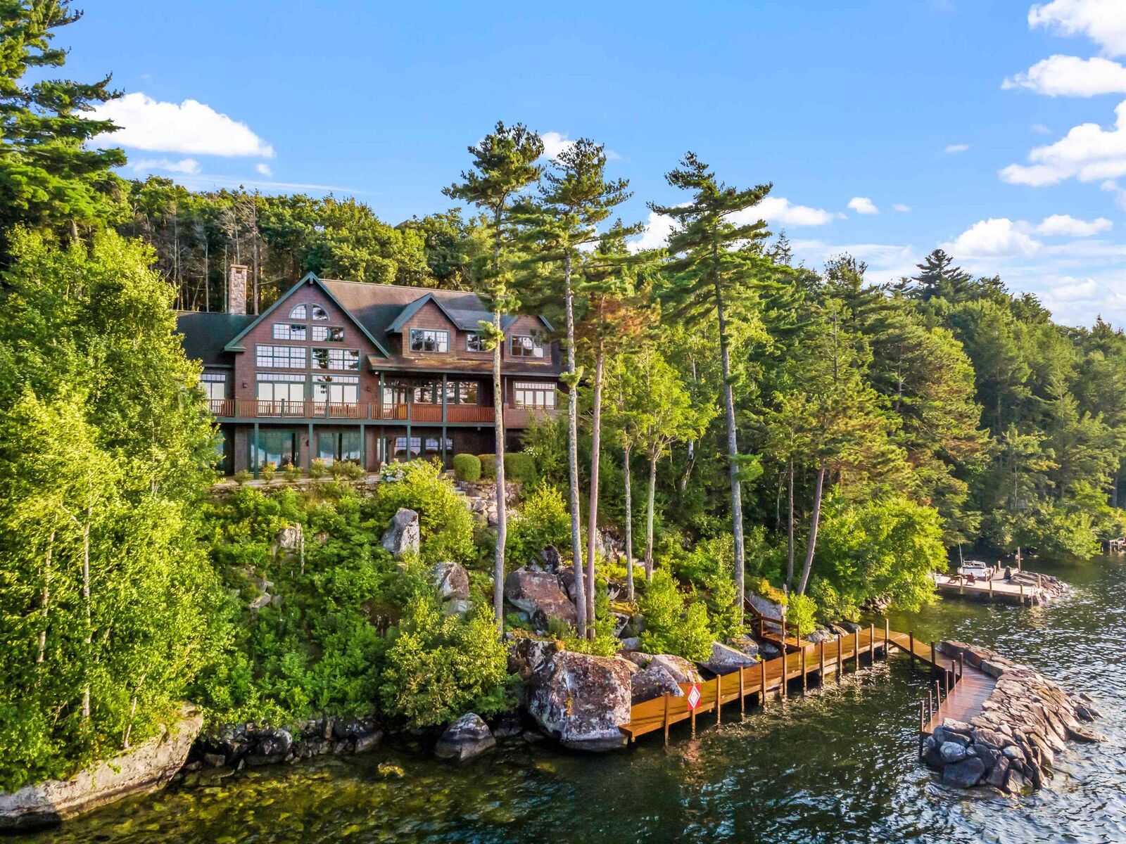 Property Photo:  72 Timber Ridge Road  NH 03810 