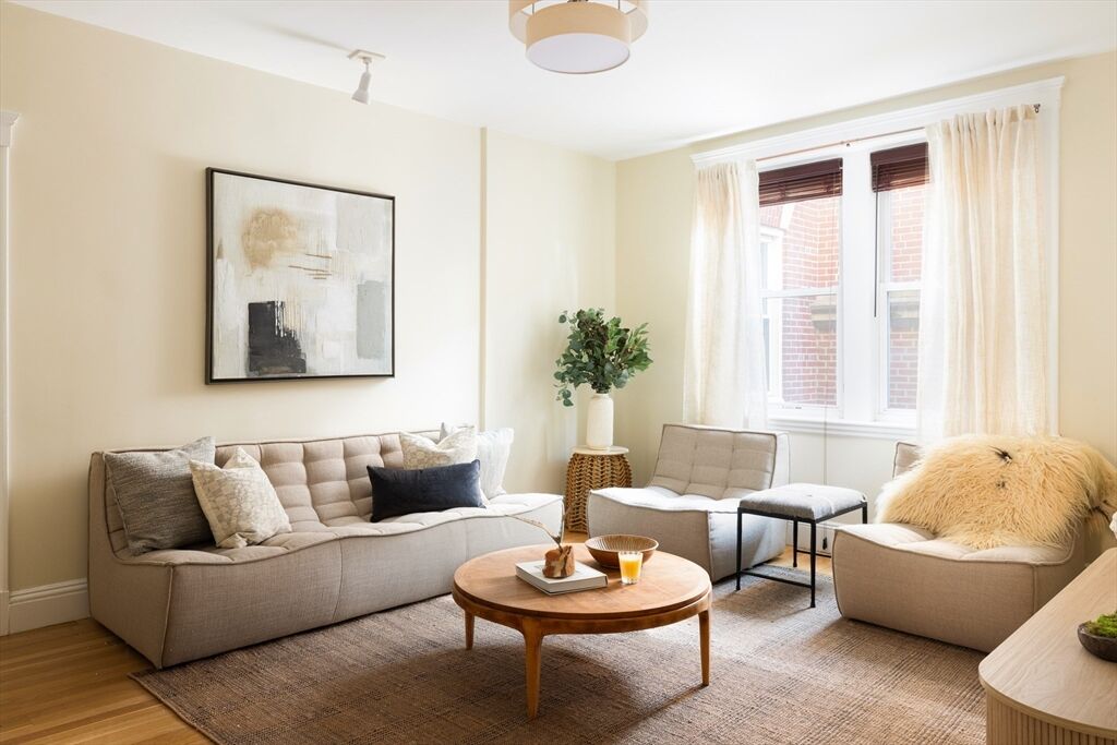 Property Photo:  15 Short Street 4  MA 02446 