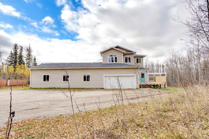 Property Photo:  103 Donovan Drive  AB T0P 1J0 