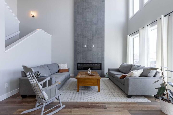 Property Photo:  4889 7th Street W  AB T0L 0T0 