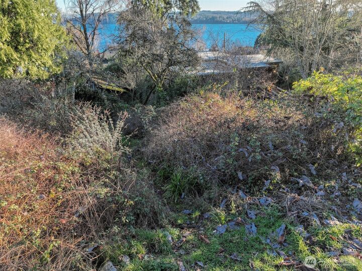 Property Photo: 20410 81st Avenue SW WA 98070