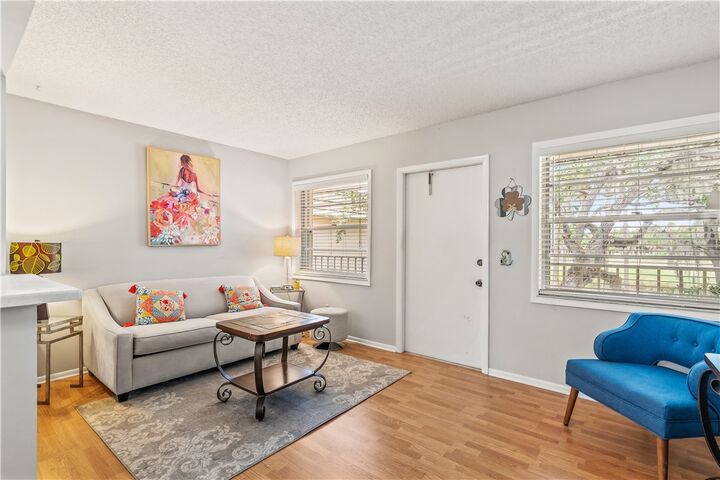 Property Photo: 11 Vista Gardens Trail 204 FL 32962