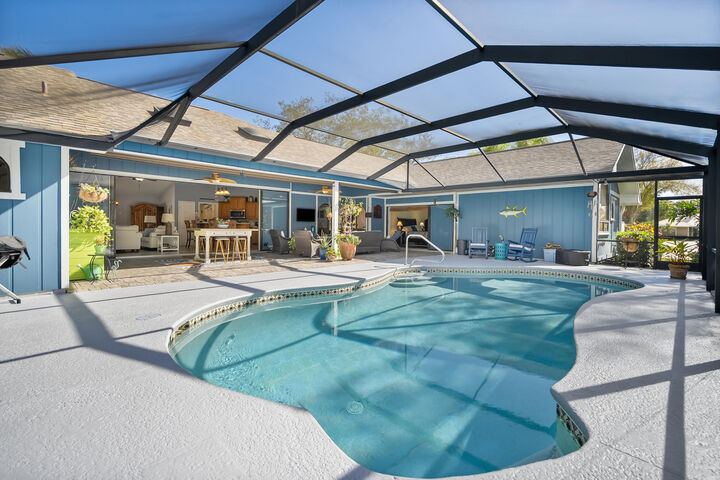 Property Photo:  1022 SW Tiburon Way  FL 34990 