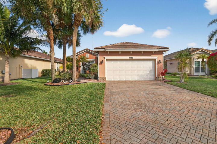 Property Photo:  9922 SW Glenbrook Drive  FL 34987 