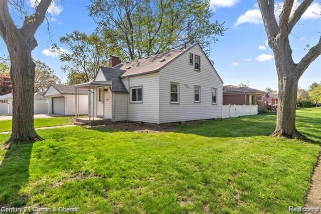 Property Photo:  6644 N Vernon Street  MI 48127 