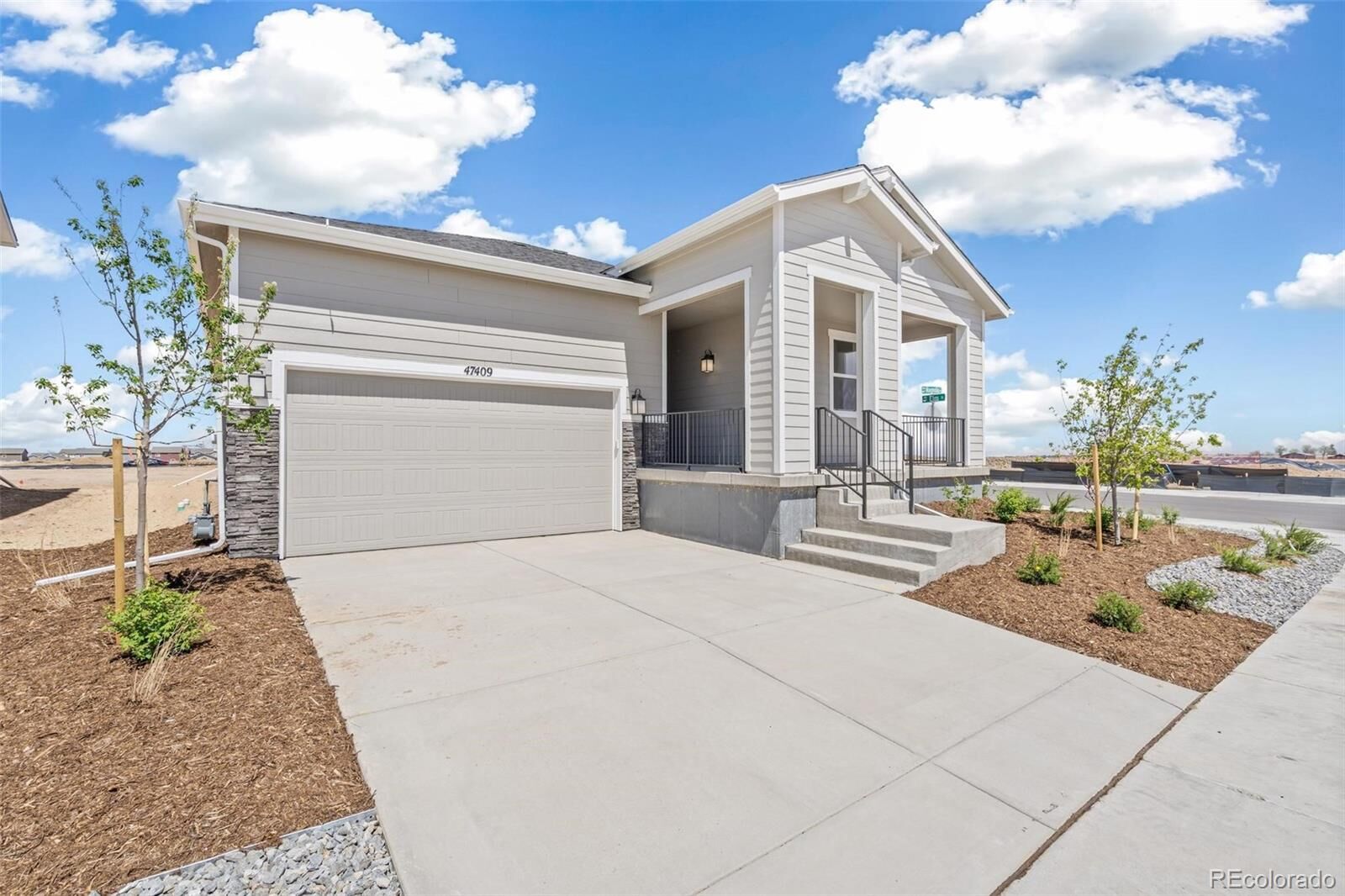 Property Photo:  47409 Magnolia Avenue  CO 80102 