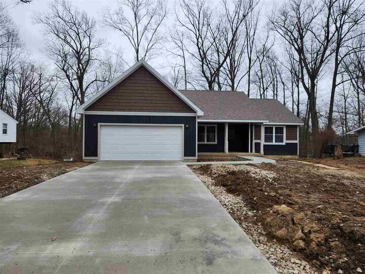 Property Photo:  3235 Glen Hills Drive  IN 47374 