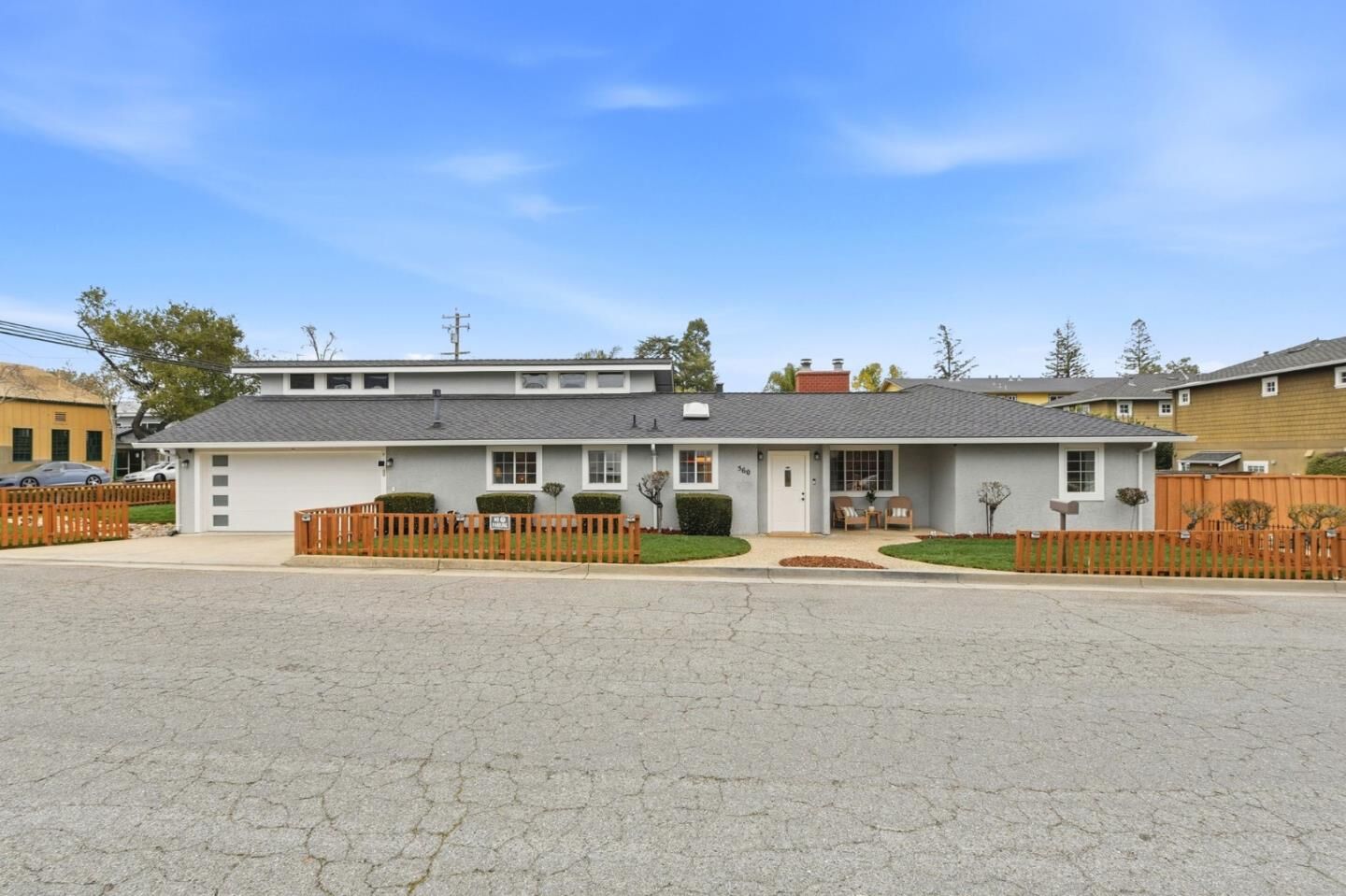 Property Photo:  560 University Avenue  CA 95032 