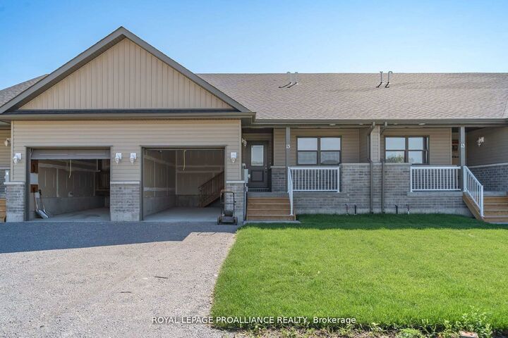 Property Photo: 31 Clayton John Avenue ON K0K 1H0