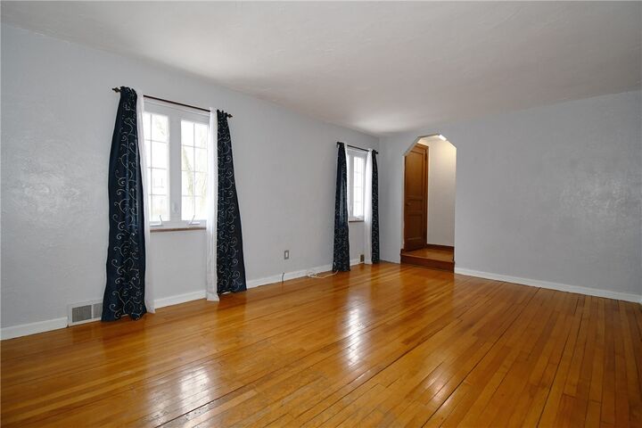 Property Photo:  905 Rockwood Ave  PA 15234 