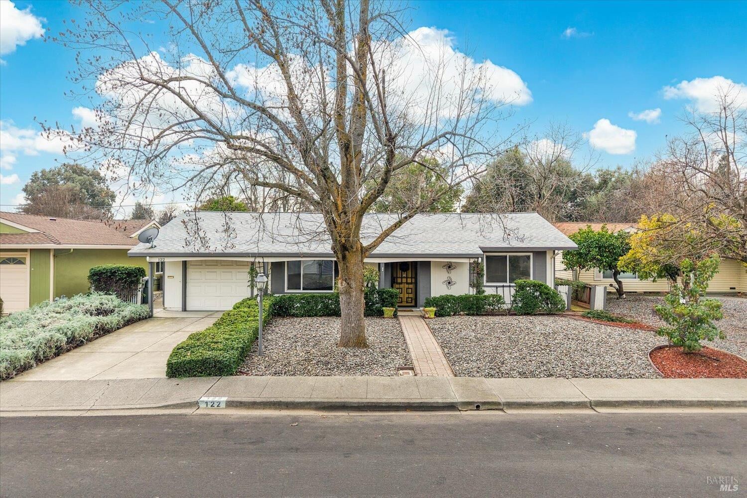 Property Photo: 122 Rainier Circle CA 95687