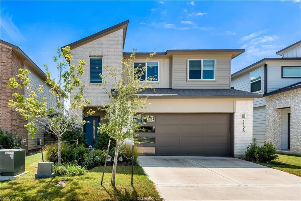 Property Photo: 1128 Amistad Loop TX 77845