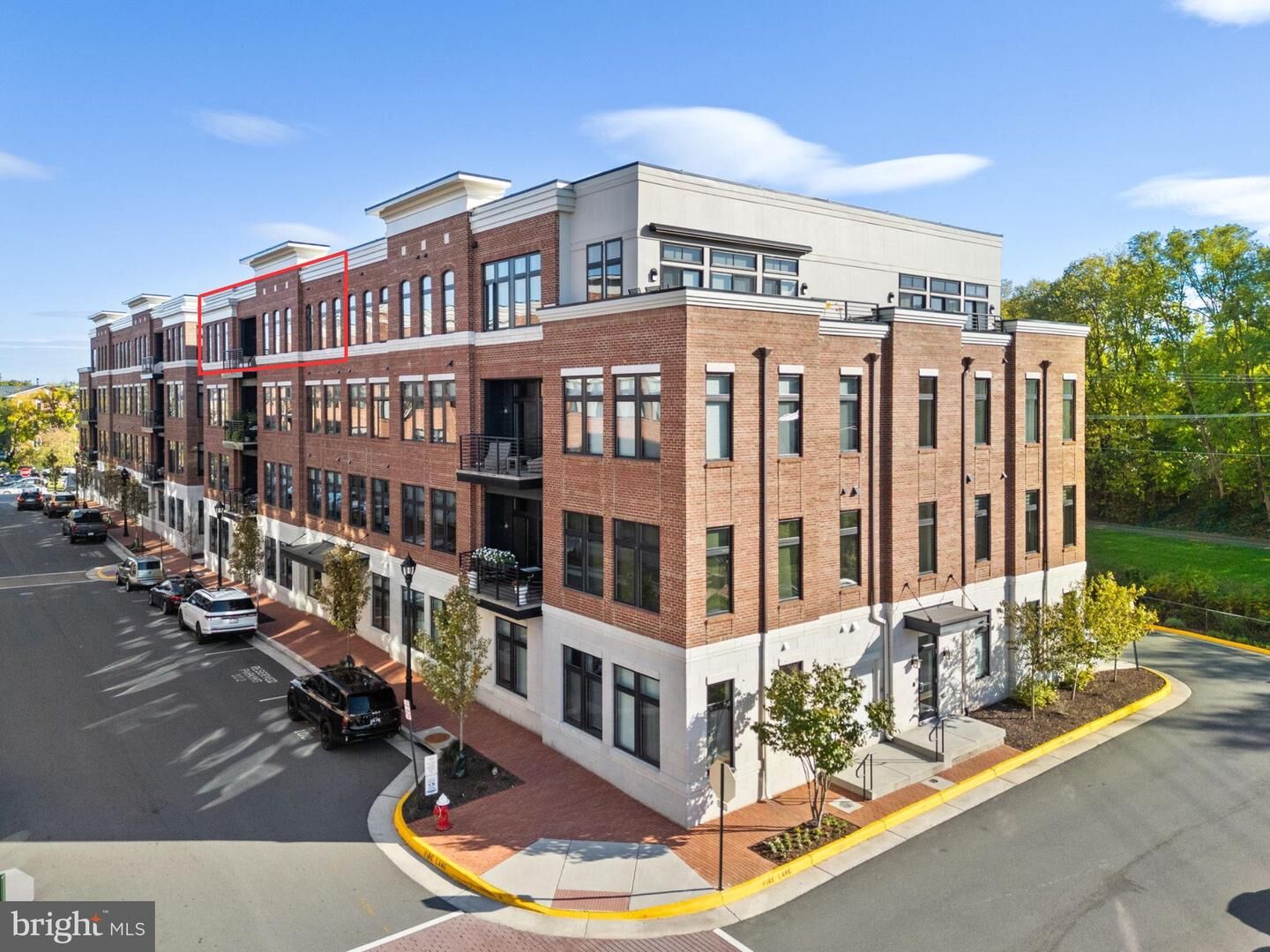 Property Photo:  3 Stationmaster Street SE 402  VA 20175 