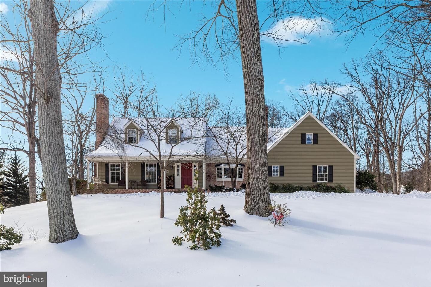 Property Photo: 227 Dutch Apple Drive VA 22602