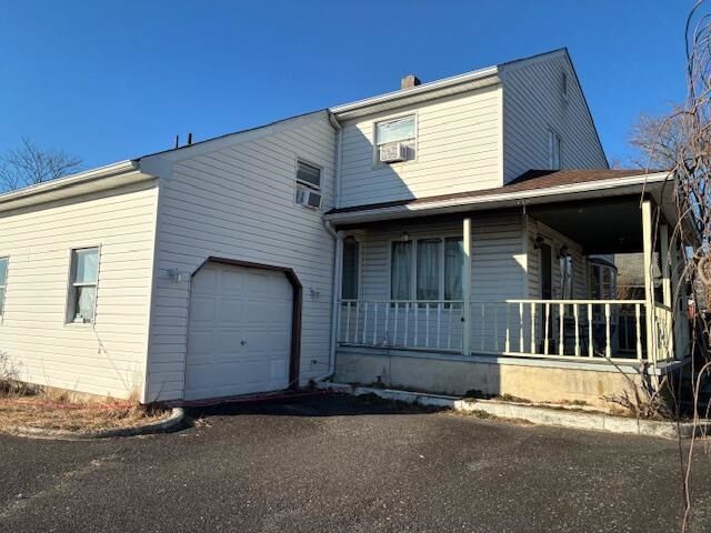 Property Photo:  502 N West  NJ 08360-3511 