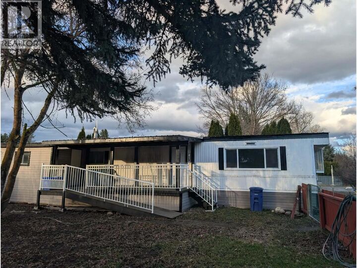 Photo de la propriété:  446 Mabel Lake Road E9  BC V0E 2G5 