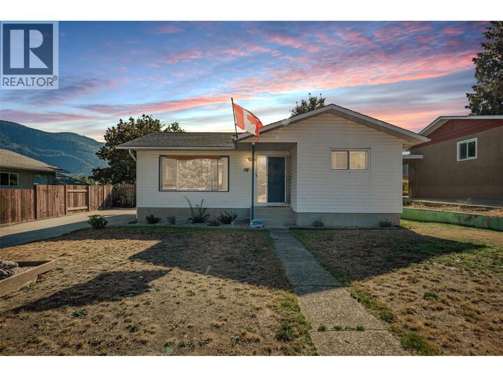 Property Photo: 204 Pinewood Drive BC V1N 2M4