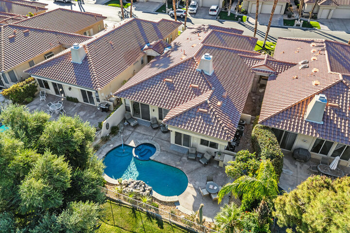 Property Photo:  89 N Kavenish Drive  CA 92270 