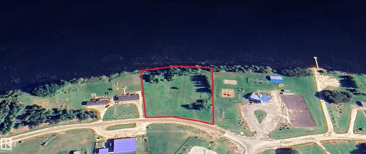 Photo de la propriété:  900 Pelican Road  AB T0G 2K0 