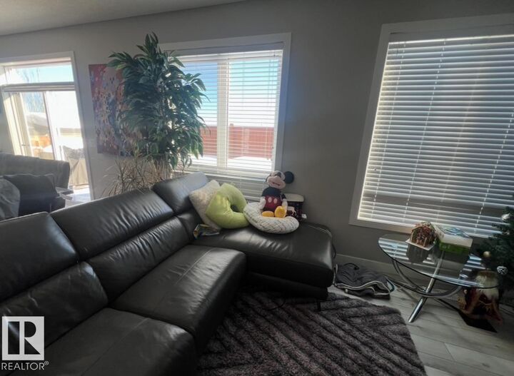 Property Photo: 1539 200 Street NW AB T6M 0Y3