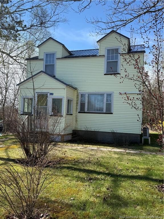 Property Photo:  63 Lake Avenue  NB E6J 1P1 