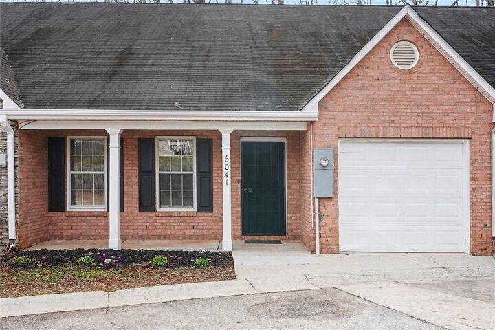 Property Photo: 6041 Creekerton Boulevard GA 30252