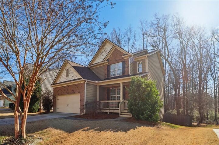 Property Photo: 5675 Stevehaven Lane GA 30028