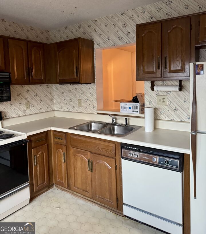 Property Photo:  342 McGill Place NE  GA 30312 