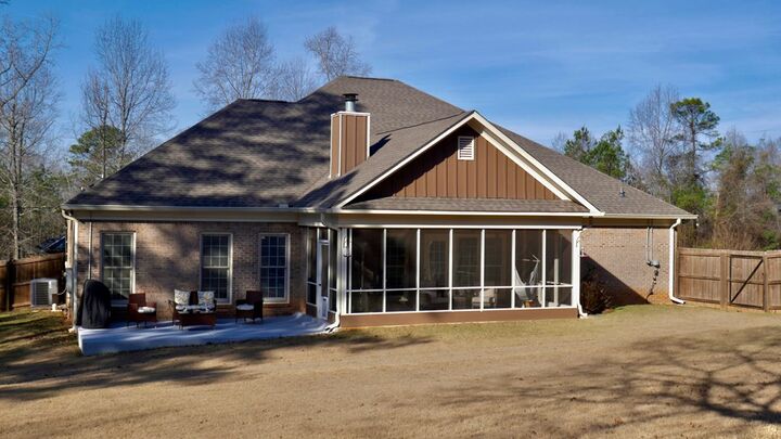Property Photo:  142 Autumn Trail Way  GA 31831 