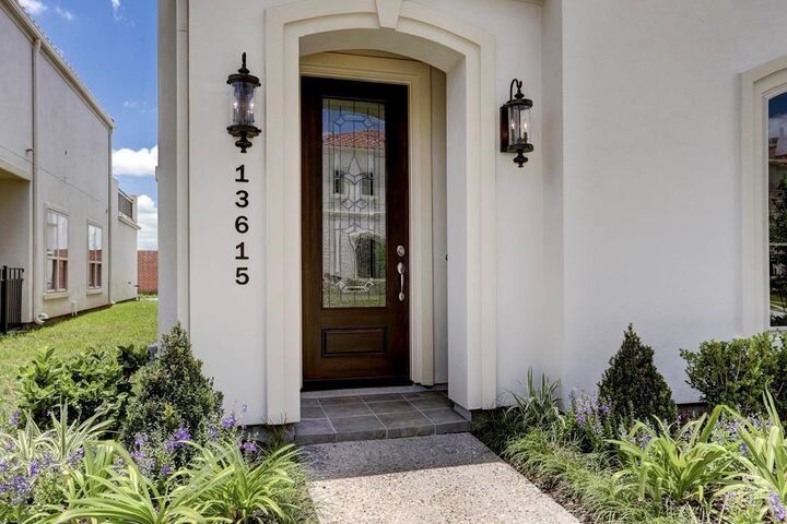 Property Photo:  13615 Teal Bluff Lane  TX 77077 