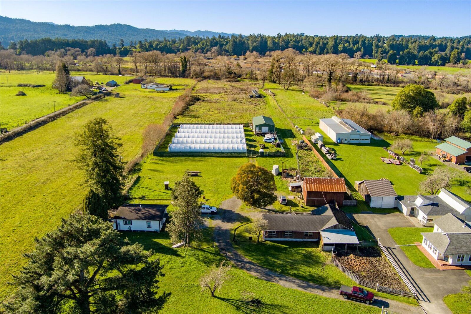 Property Photo: 116 Creekside Lane CA 95528