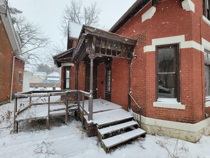 Property Photo: 2431 Fox Avenue IN 46807-1123