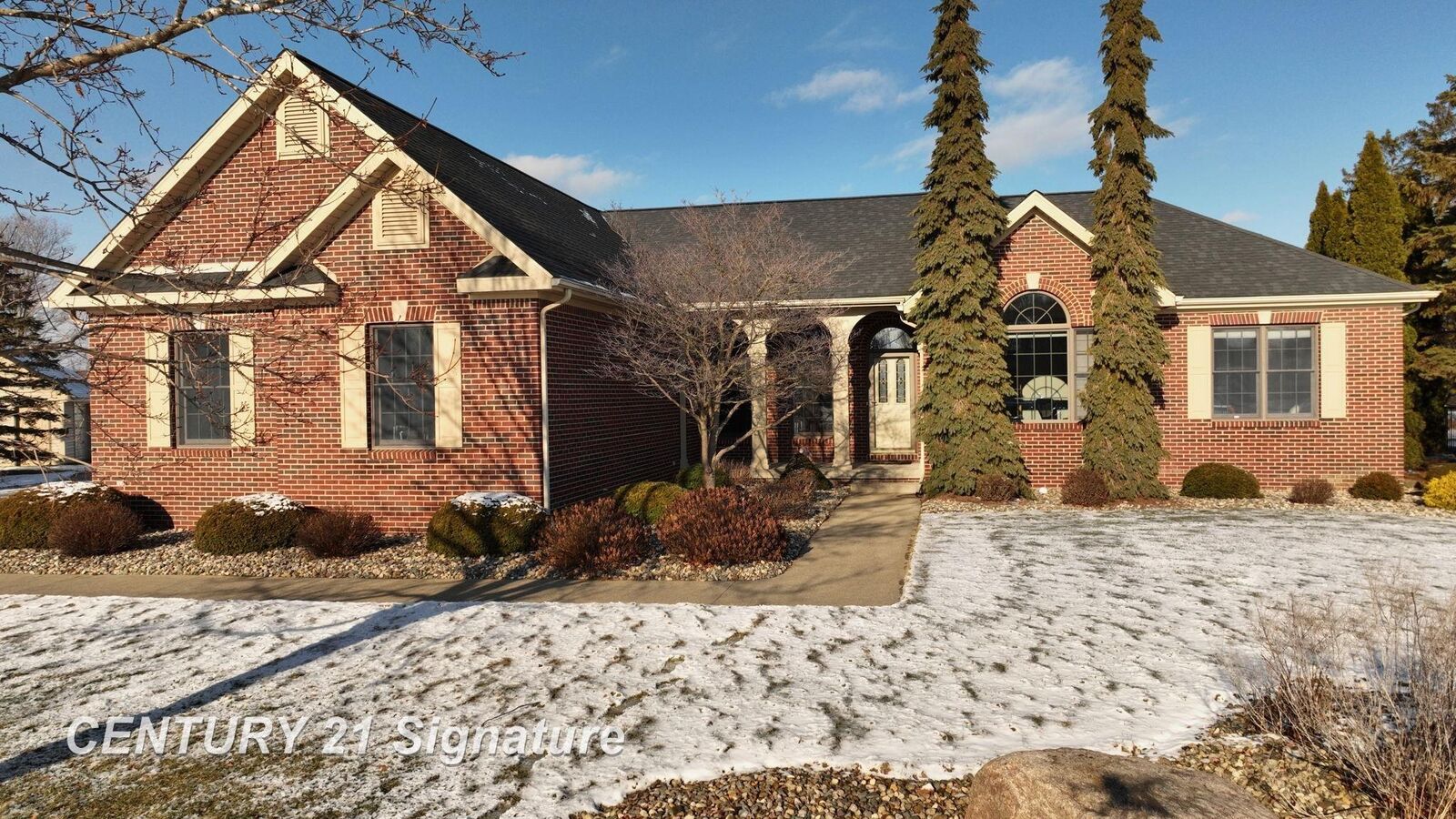 Property Photo: 3500 Woodridge Court MI 48433