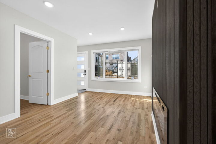 Property Photo: 3411 S Lituanica Avenue IL 60608