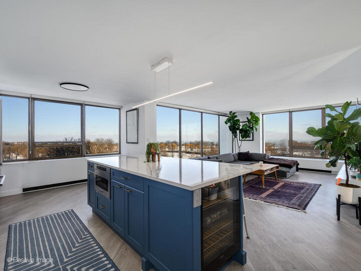 Property Photo:  2800 N Lake Shore Drive 801  IL 60657 