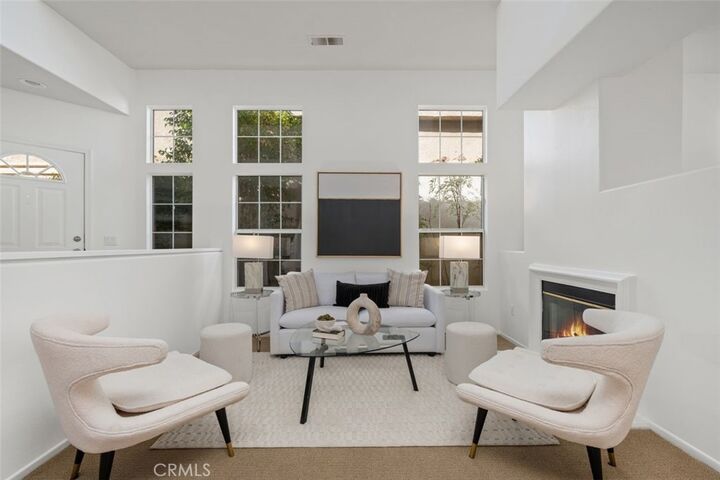 Property Photo:  3015 E Avenida De Los Arboles  CA 91362 