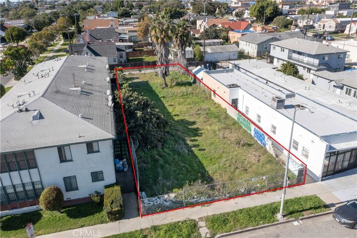 Property Photo:  5869 West  CA 90043 