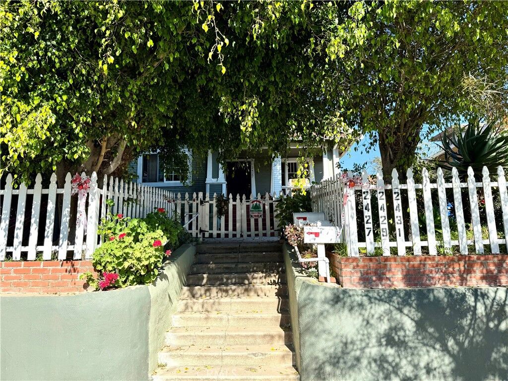 Property Photo:  2431 Michigan Avenue  CA 90033 