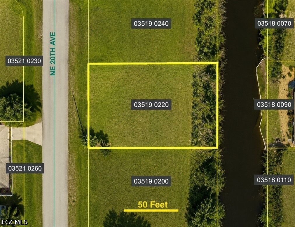 Property Photo:  1507 NE 20th Avenue  FL 33909 