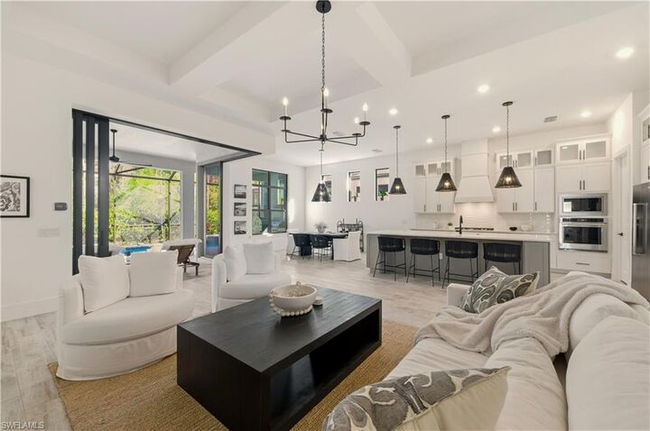 Property Photo:  16265 Verilyn Cir  FL 34110 