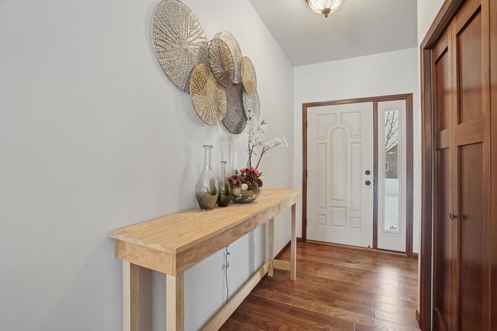 Property Photo:  1396 Oakwood Lane  MN 55341 