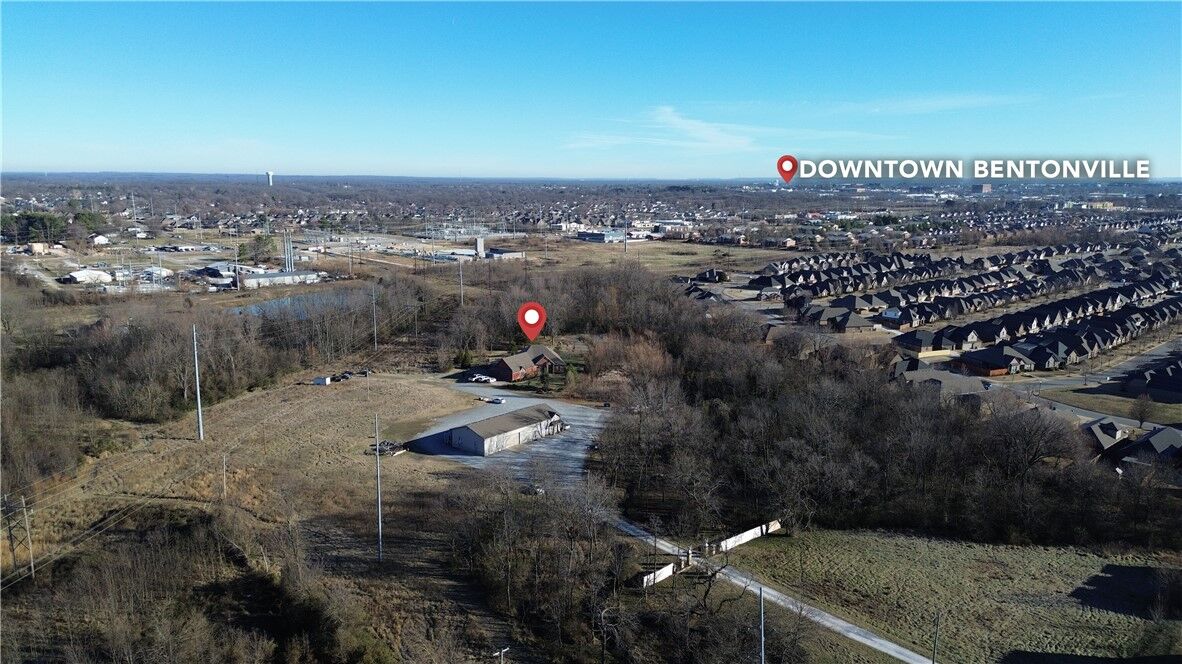 Property Photo:  1801 SW Palmer Creek  AR 72713 