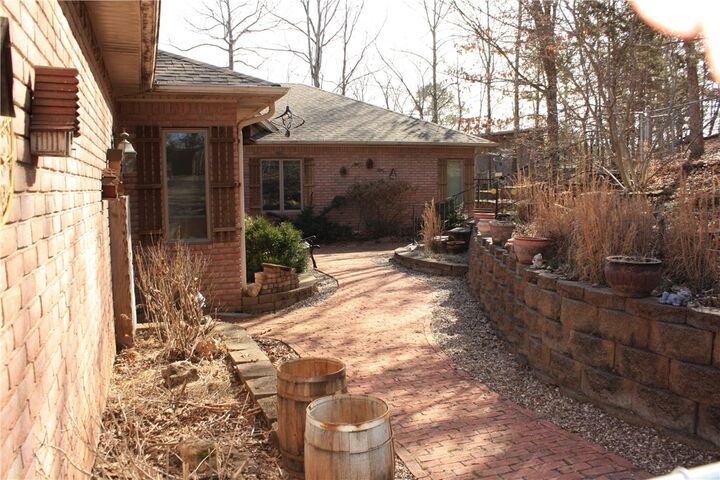 Property Photo:  9118 Summer Shade Road  AR 72756 