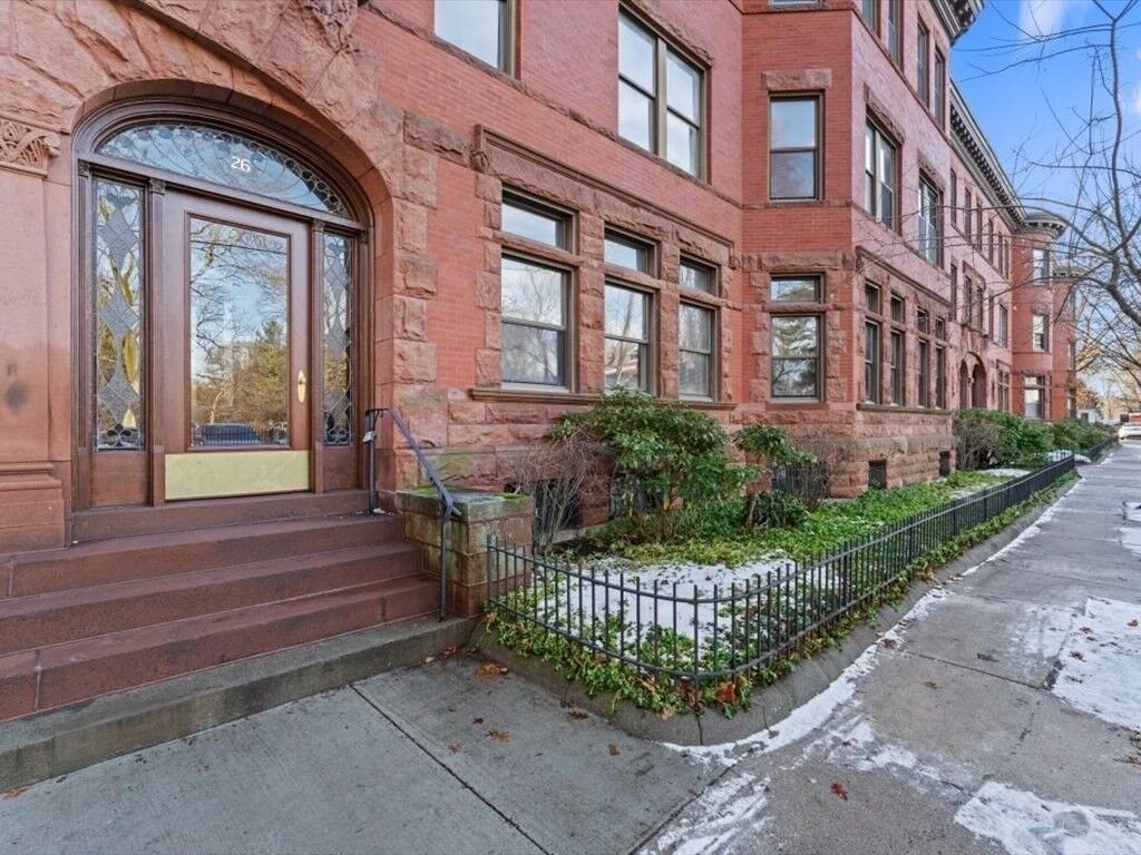 Property Photo:  26 Beaufort Road 2  MA 02130 