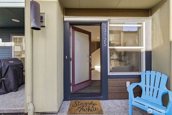 Property Photo: 13125 83rd Lane S WA 98178